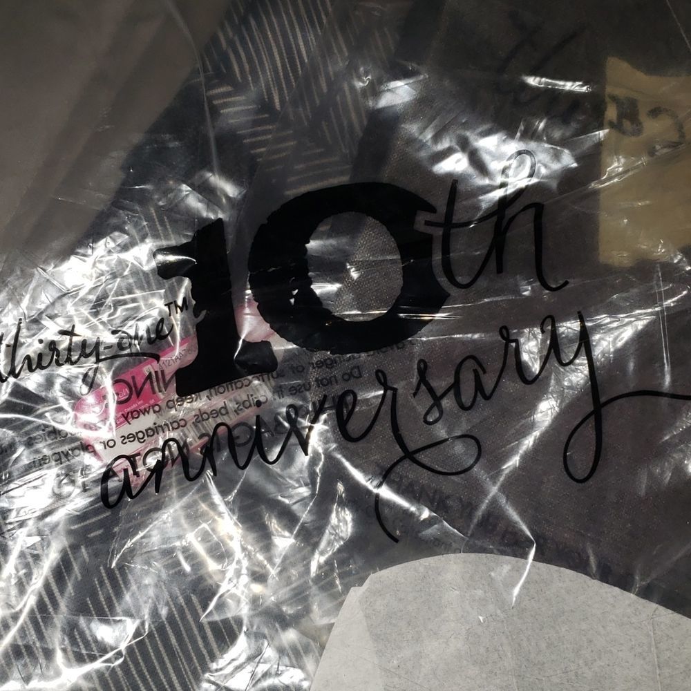 ⭐NWT Thirty One JR Rec Duffle Bag 100th Anniversary - Picture 2 of 7